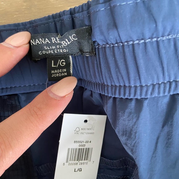 Men’s Blue Banana Republic Pants w/ Tags, Large - Picture 2 of 3